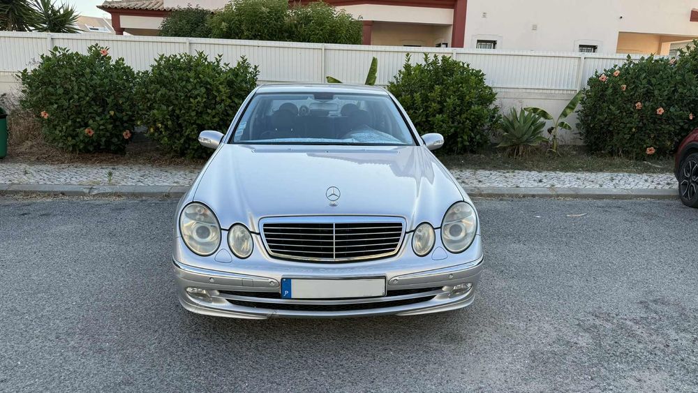 Mercedes-Benz E 220 CDI Avantgarde