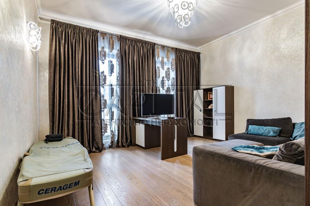 Продажа дома с бомбоубежищем, с. Хотов