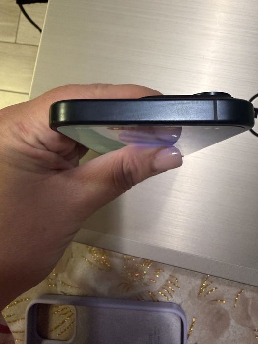 Продам  iPhone 15 pro 128gb