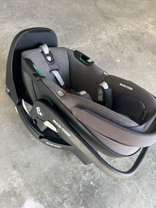 Isofix + cadeira auto Maxi Cosi