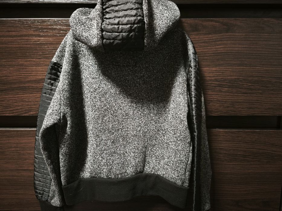 Кофта, вітровка 6-7 років