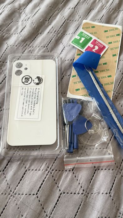 Замена заднего стекла для iPhone 11