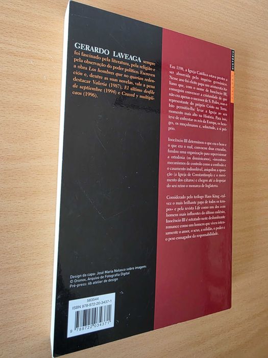 Livro "O Sonho de Inocêncio" de Gerardo Laveaga