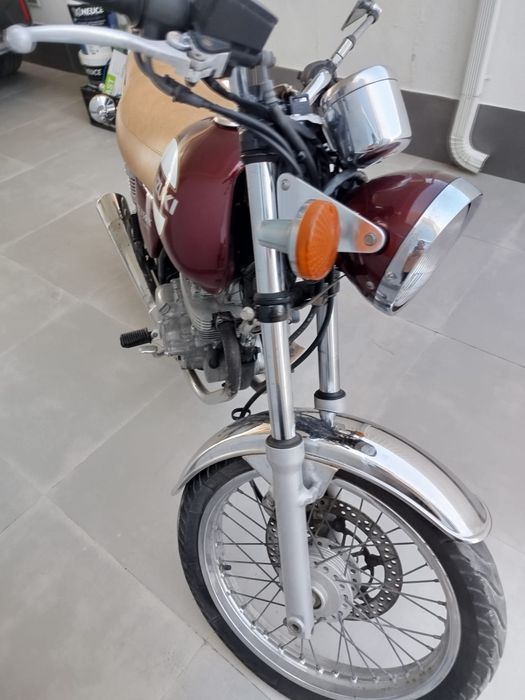 Mota Suzuki TU250X