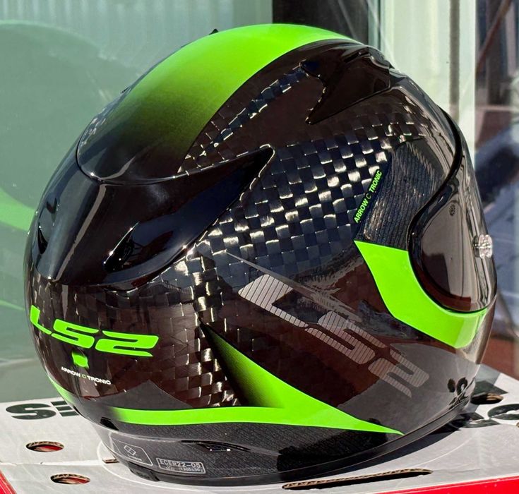 Capacete NOVO Carbono Total LS2 Arrow Racing (50% DESCONTO) Tam XL-XXL