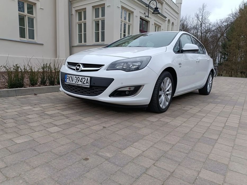 Opel Astra Opel Astra J 1.4 Benzyna 120 KM–2013 • Polift •Bezwypadkowy • Zadbany