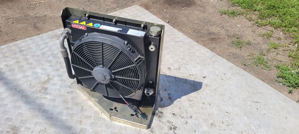chłodnica oleju olejowa hydrauliczna wentylator 24V DUŻA HYDAC
