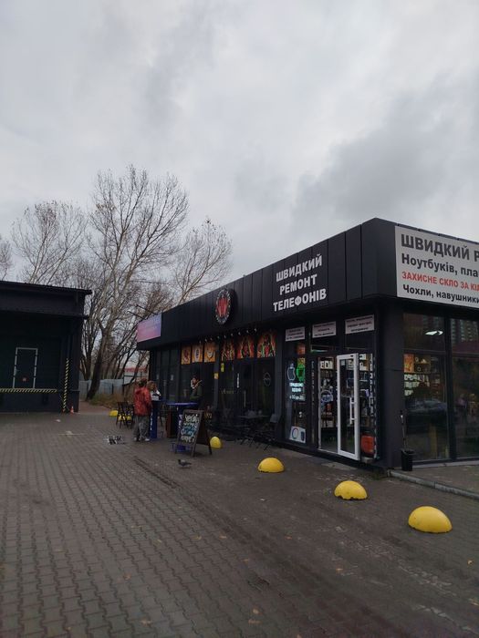 Оренда комерційного нежитлового приміщення Квітневий провулок 3, 25м²