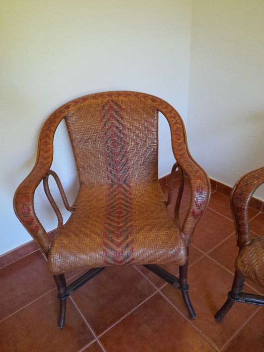 Duas cadeiras - venda em conjunto