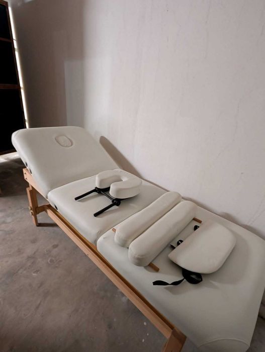 Marquesa fixa em madeira