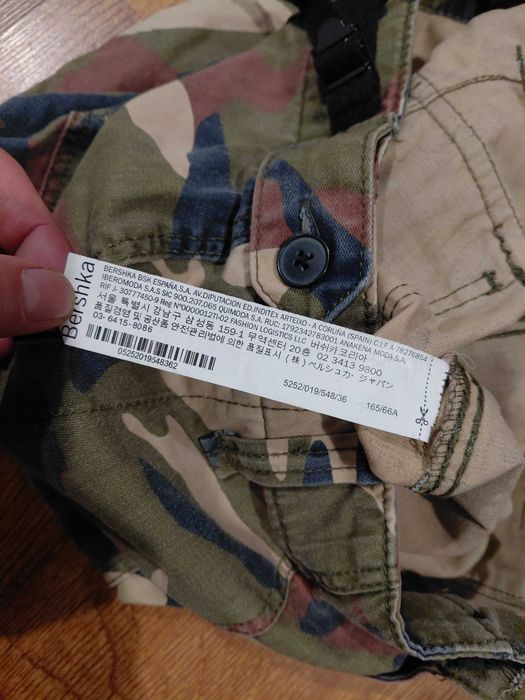 Spodnie bojówki Bershka EUR 36