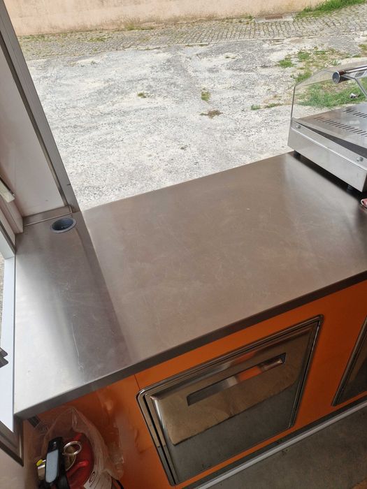 Roulote pronta a trabalhar