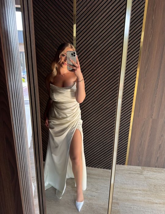 Вечірня-випускна сукня