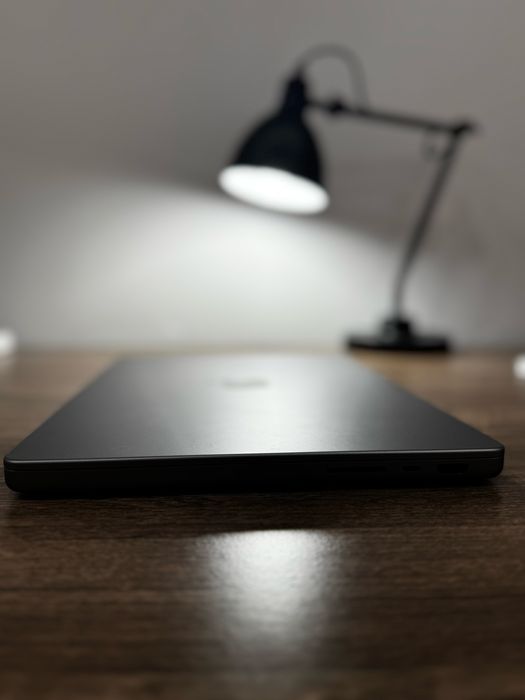 Macbook Pro 14” M1 Pro 512GB 16GB RAM