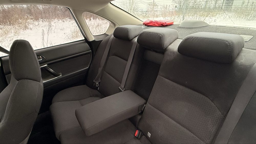 Subaru Legacy 2006 2.0 бензин