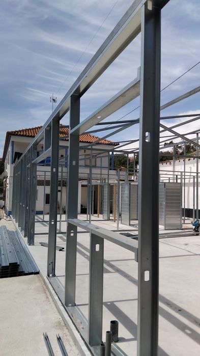 Construção em LSF - Moradias e Anexos / Serviços de Soldagem