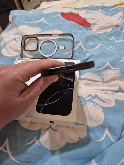 Iphone 16 pro 256gb stan idealny