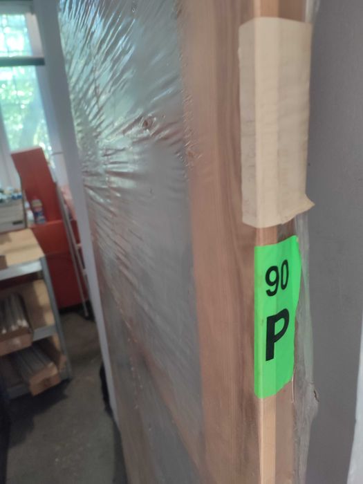 Drzwi drewniane RADEX, nowe, prawe, 90 cm