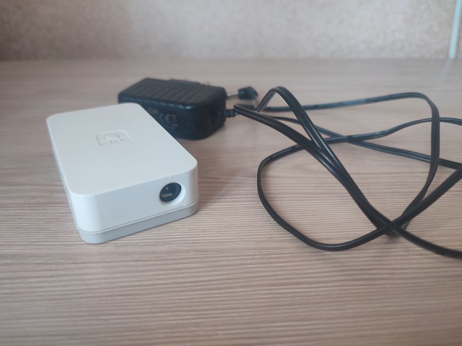 Сетевой коммутатор (мережевий комутатор) D-Link  DES 1005А