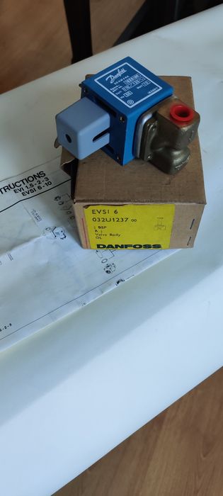 Various electromechanical materials.425283817025710087