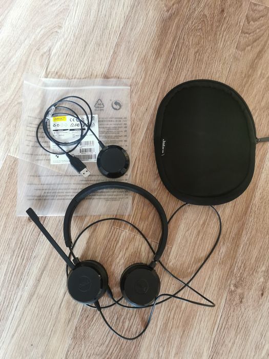 Навушники dell EVOLVE 30 II MS Stereo  Jabra  новые есть чехол.