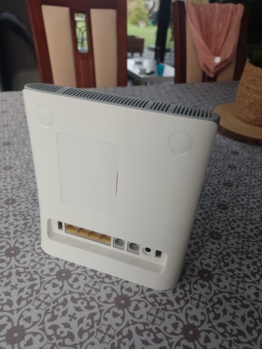 Router ZTE MF286R