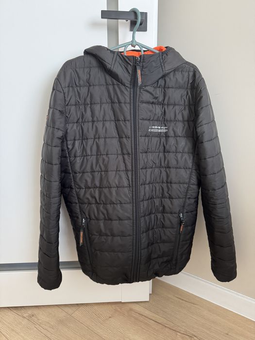 Чоловіча весняна куртка