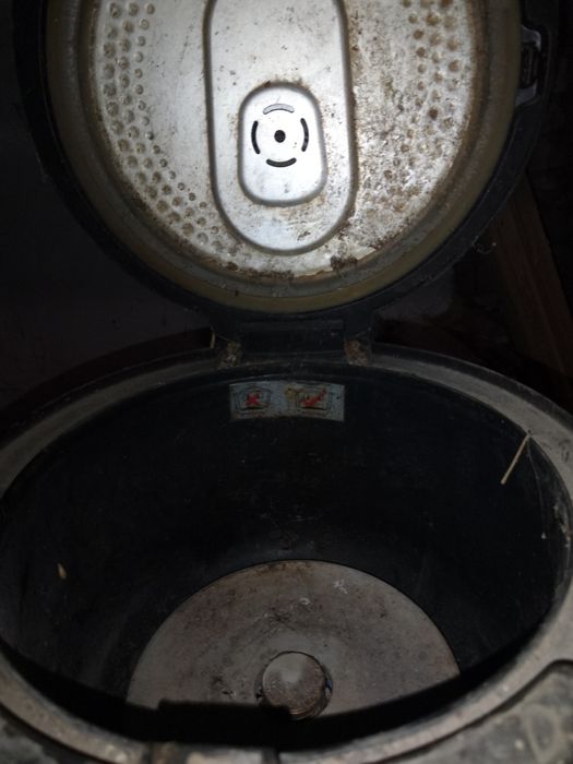 Мултиварка неробочі