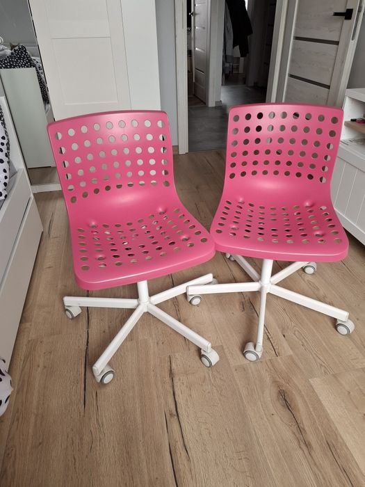 Sprzedam krzesła biurowe