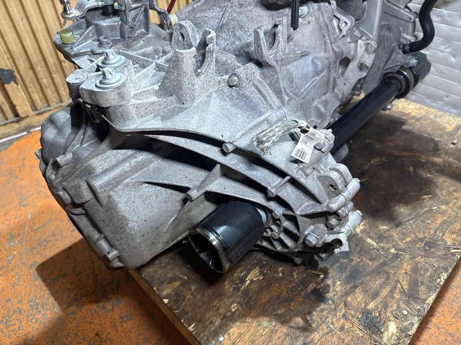 Caixa de Velocidades BMW 2 F45 216D Ref: 2300-7635912-03/B37C15A