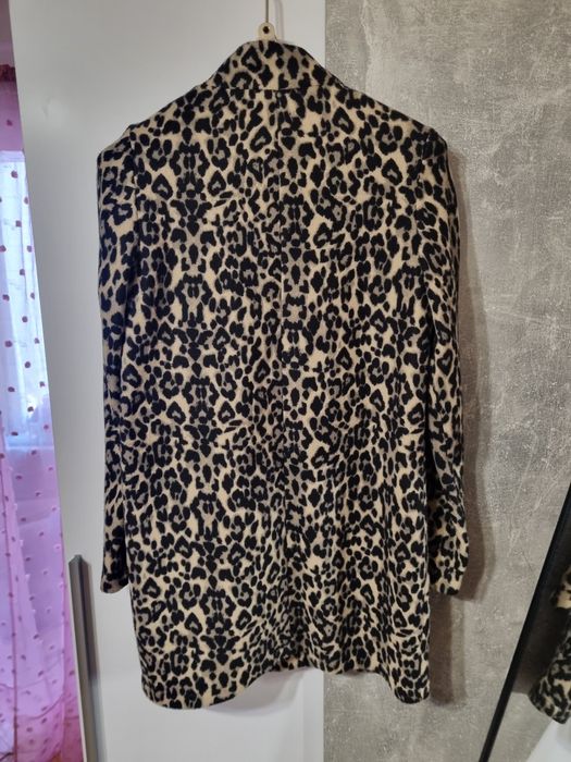 Жіноче пальто/подовжений жакет від  Vero M