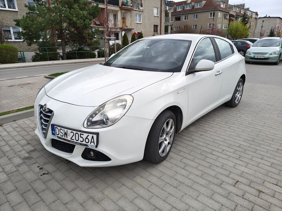 Alfa Romeo Giulietta Alfa Romeo Giulietta 2012 stan idealny