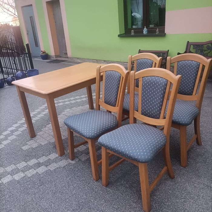 Stół dębowy i 4 krzesła