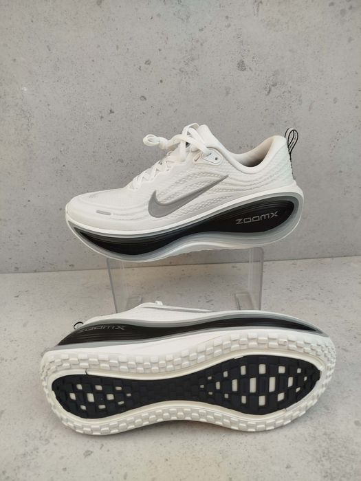 Buty Nike Vomero Plus Rr