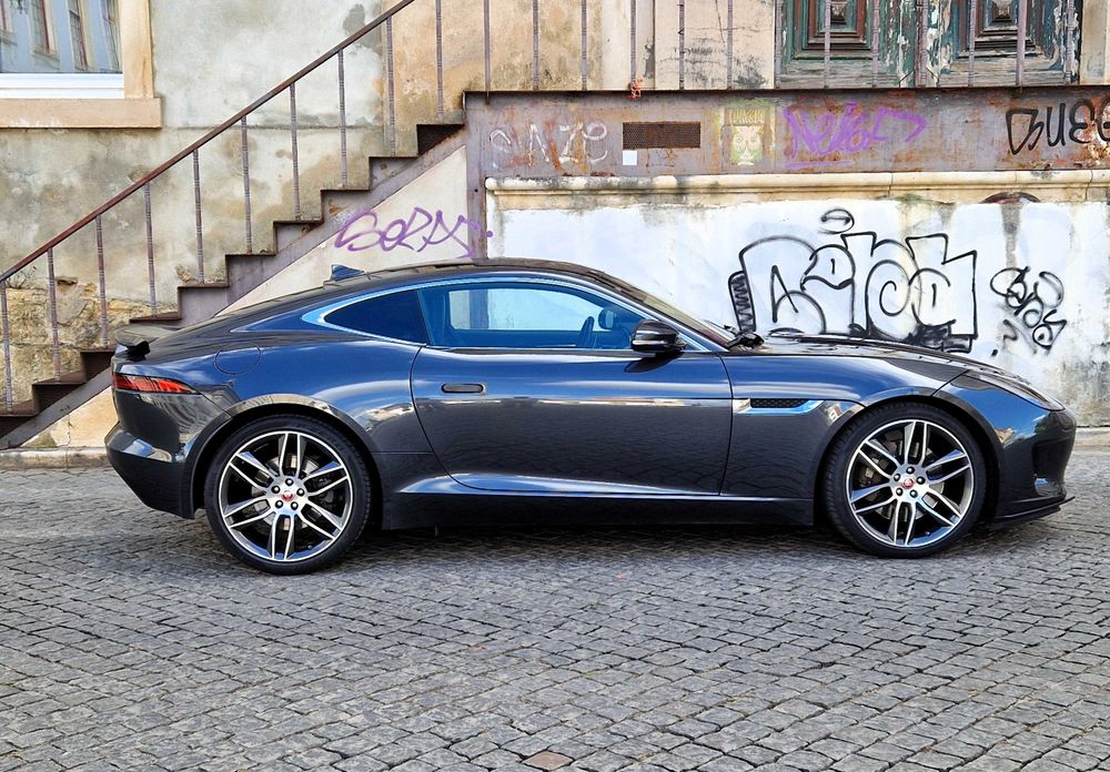 Jaguar F-type 300 cv R-Dynamic NACIONAL