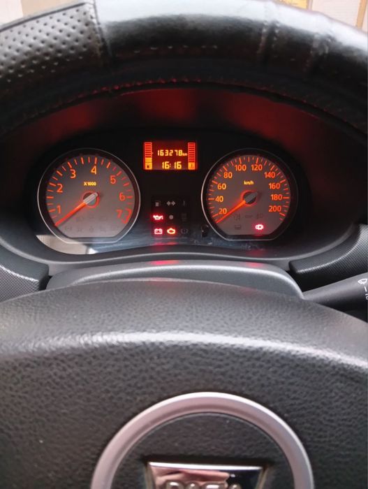 Dacia Logan універсал 2012 рік