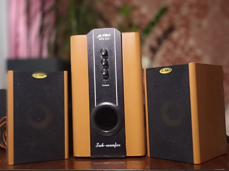 Акустическая система SVEN SPS-702 (2X20W)