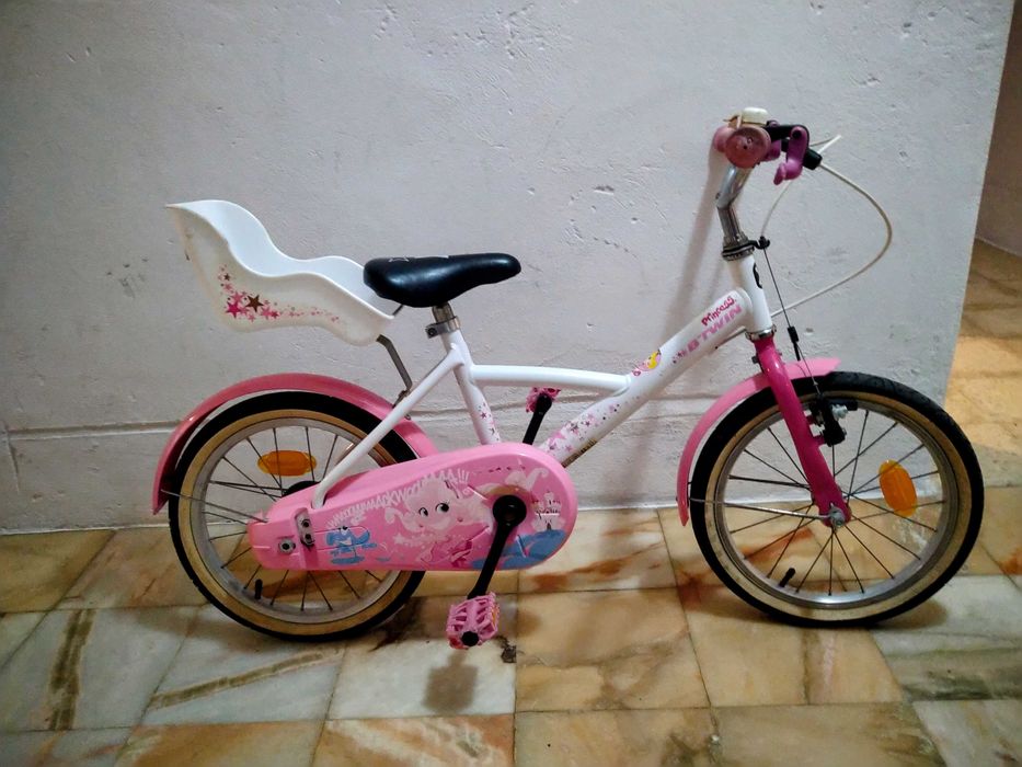 Btwin Princess, 16 (branca e rosa) com cadeirinha bebé