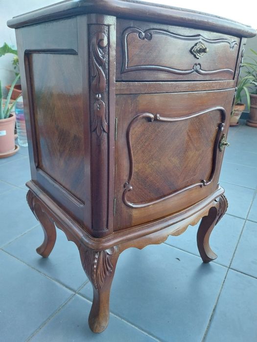 Banca de cabeceira vintage