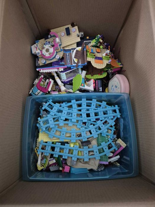 15 zestawów klocków Lego