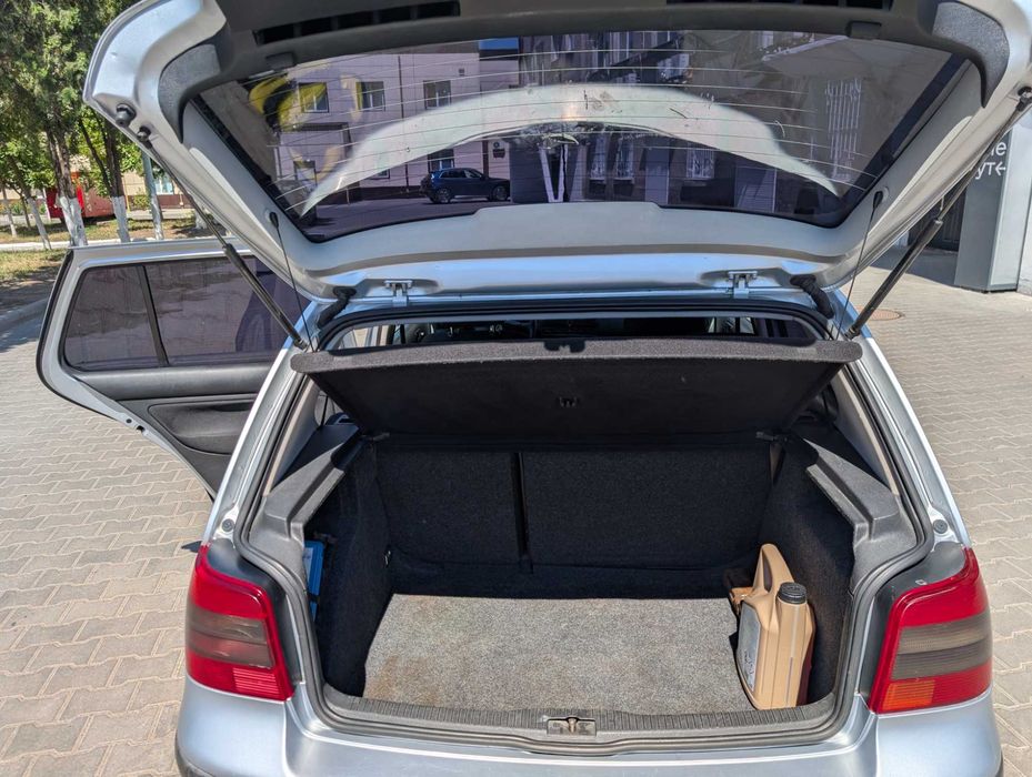 Volkswagen Golf 2002 VIN WVWZZZ1JZ2B080749 фото оголошення 6 з 11