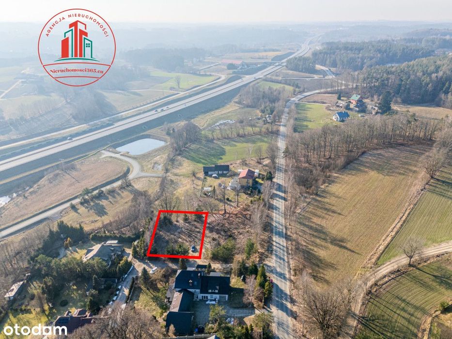 Działka Budowlana W Spokojnej Okolicy