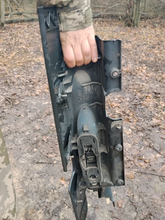 Фонарь Опель віваро лівий у відмінному стані