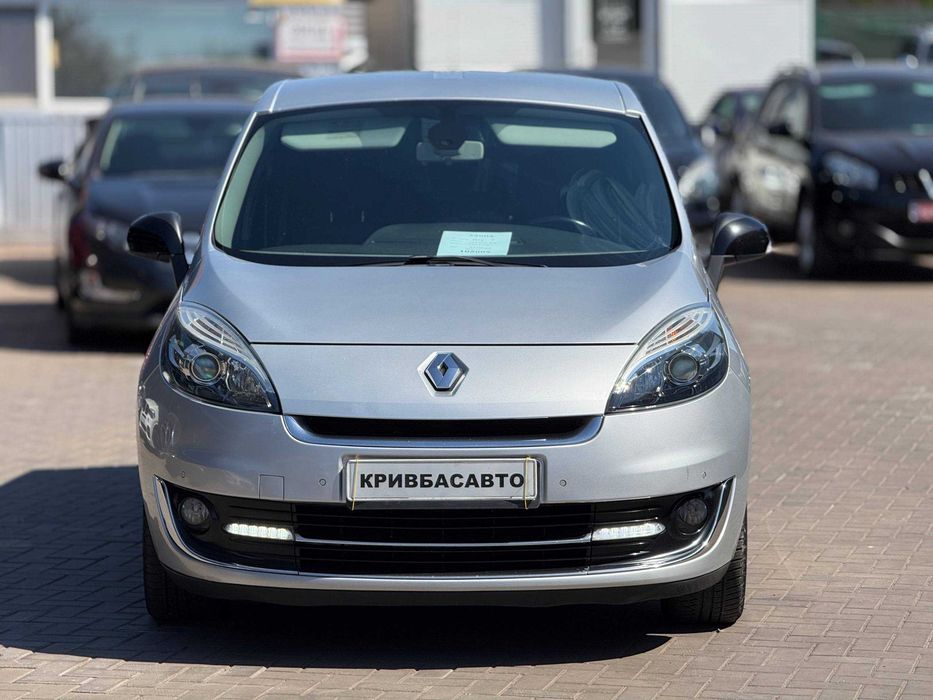 Renault Grand Scenic 2012