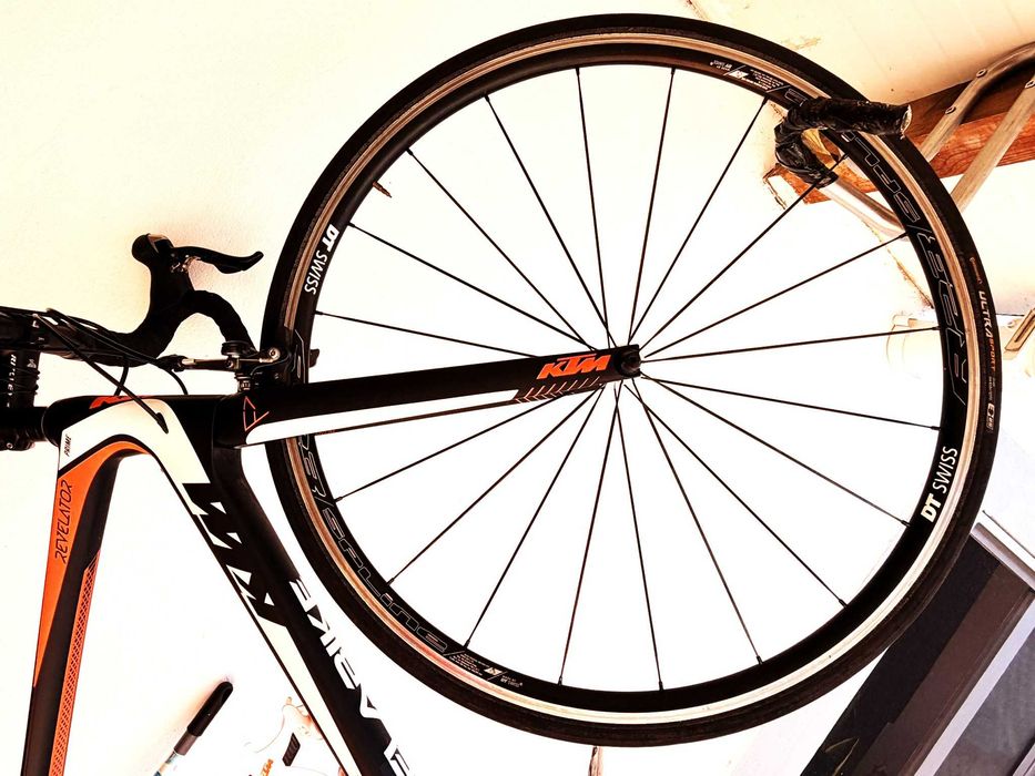 Bicicleta estrada KTM Revelator , em  full carbono