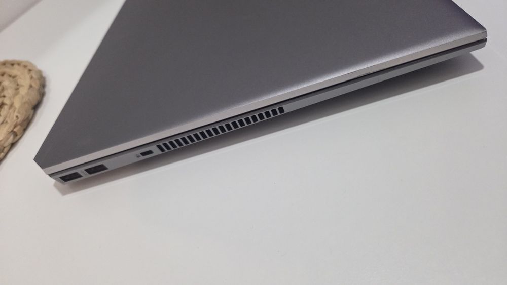 Portátil HP Zbook Fury Xeon 6x12 32gb nvme 512 15FHD