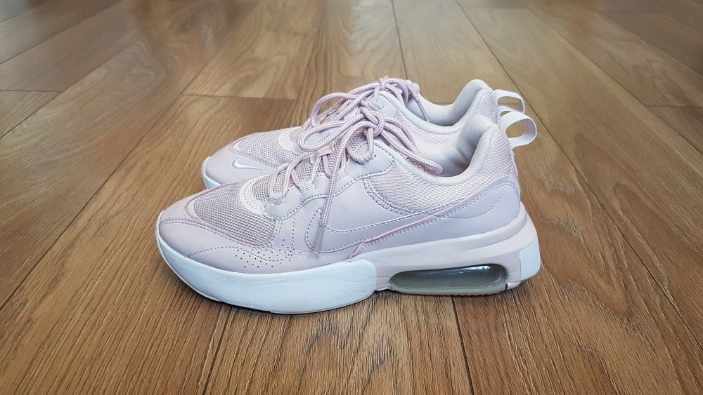 Buty Nike Air Max Verona Barely Rose rozmiar 40 okazja Sneakers