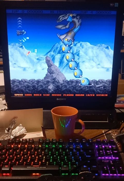Monitor SONY 19"