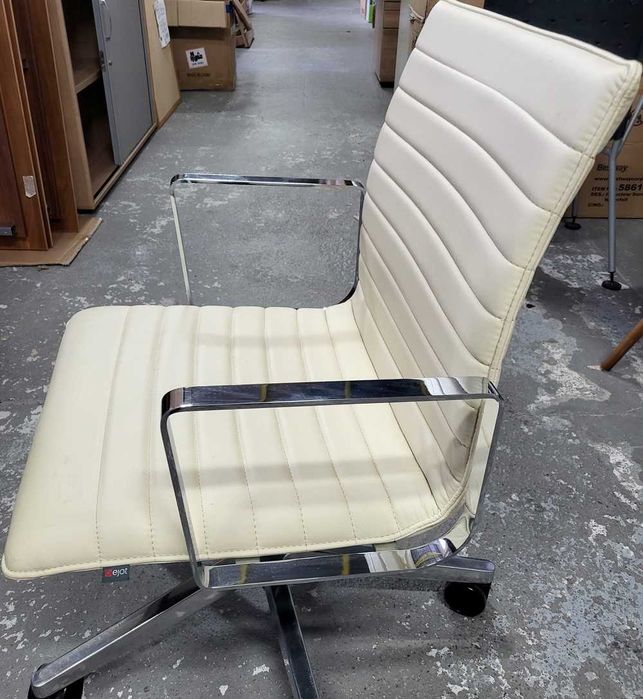 Wyprzedaż  Bejot Obrotowe krzesło biurowe ORTE OT 3DH 102 BEŻOWE