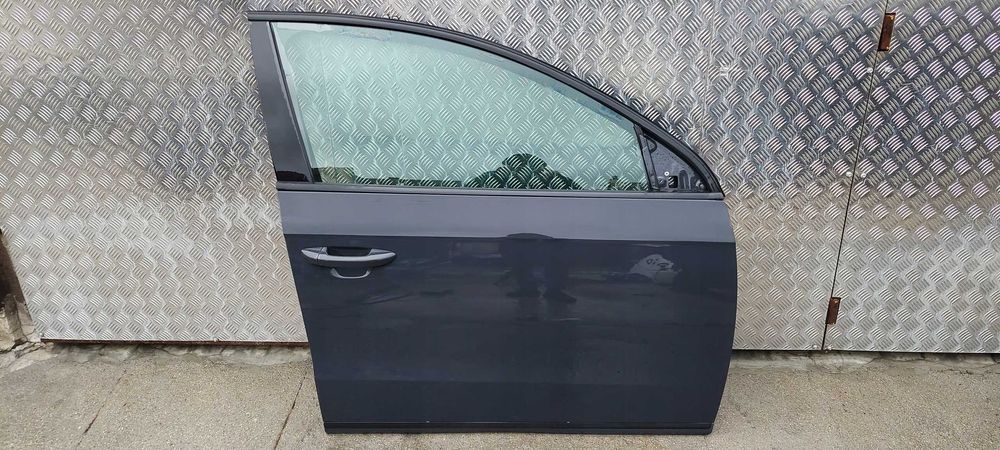 VW Passat B7 пассат б7 Дверь левая правая передняя задняя в цвет